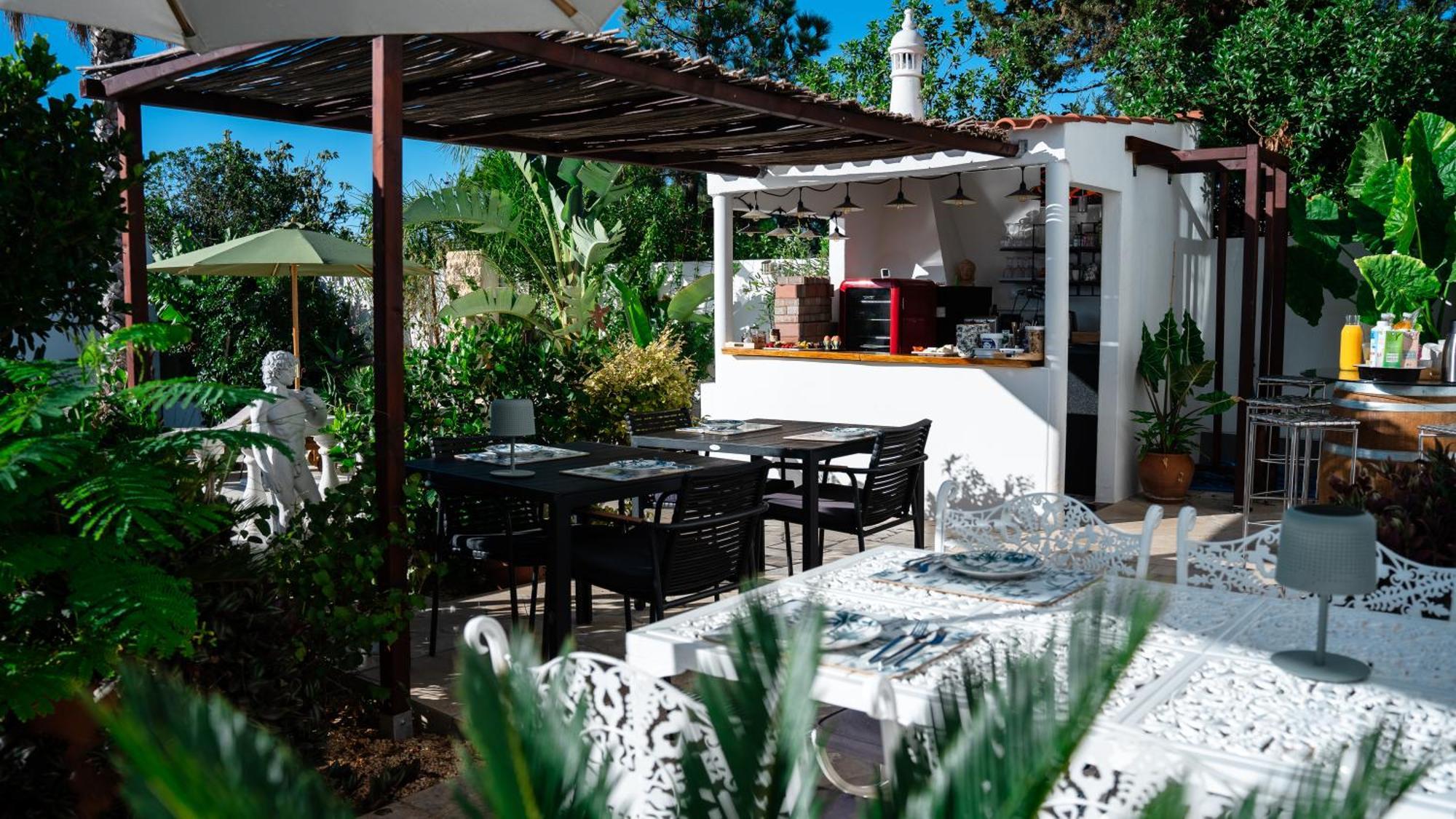 Palm View Guesthouse, Adults Only Praia Da Luz Exterior photo